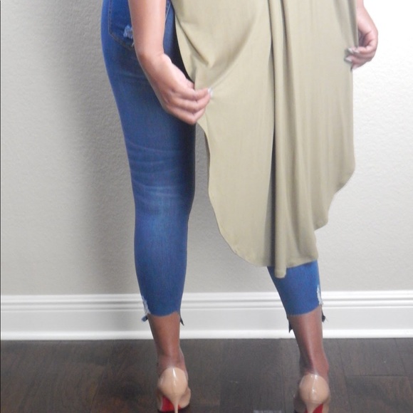 Distressed Jeans - Picture 6 of 6